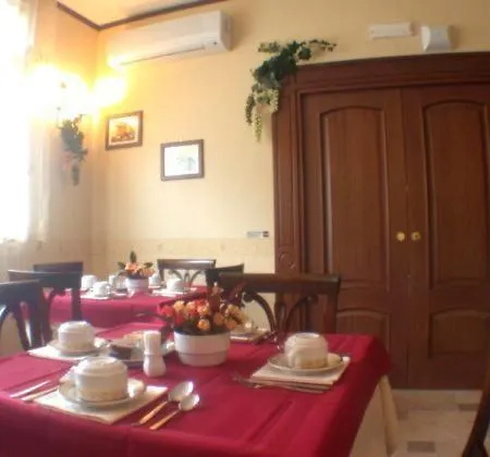 Amaranto Hotel 3*